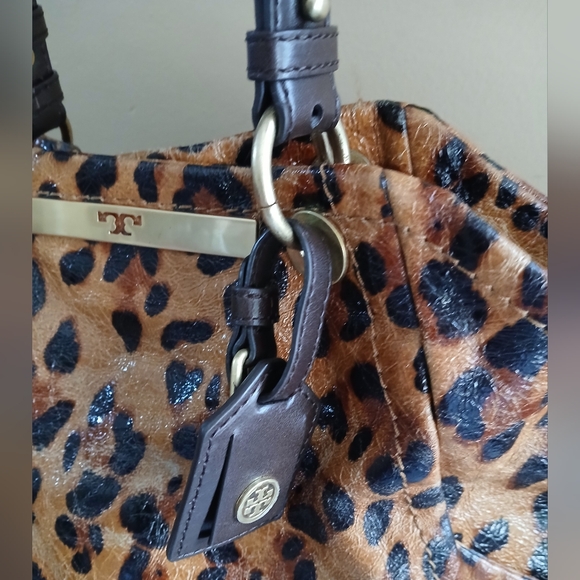 Tory Burch Ainsley Cheetah Print Leather Shopper Tote Bag - Picture 5 of 10